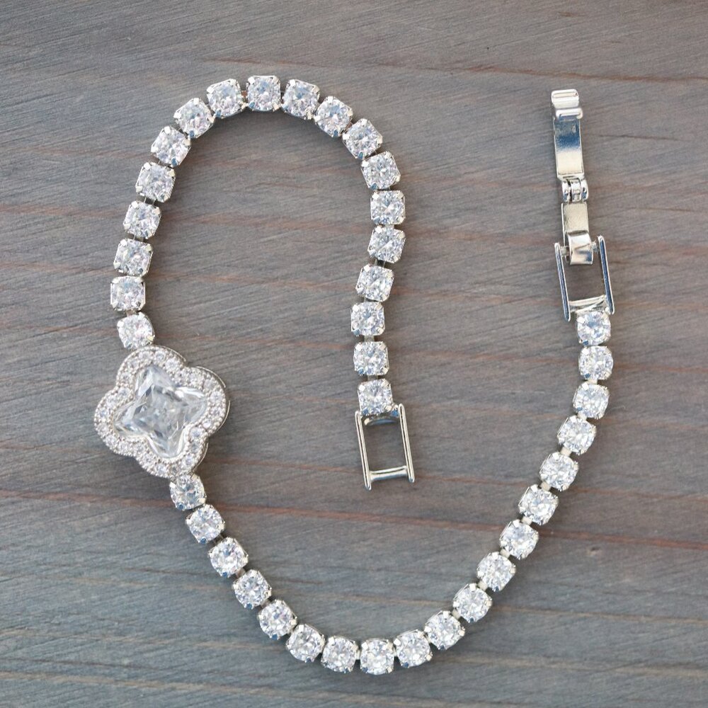 12mm Clover Clear CZ Diamond Tennis Bracelet Stainless Steel